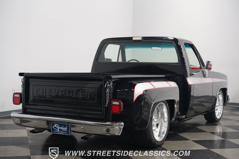 1986 Chevrolet C10 Scottsdale Stepside 13