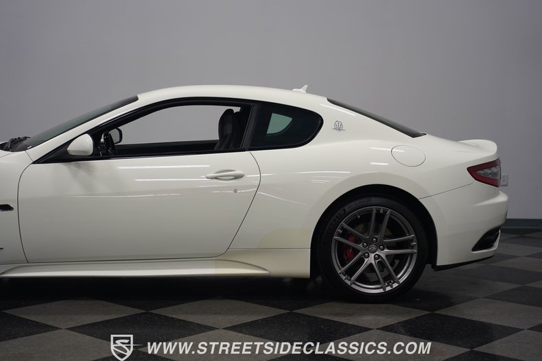 2014 Maserati GranTurismo Sport 27