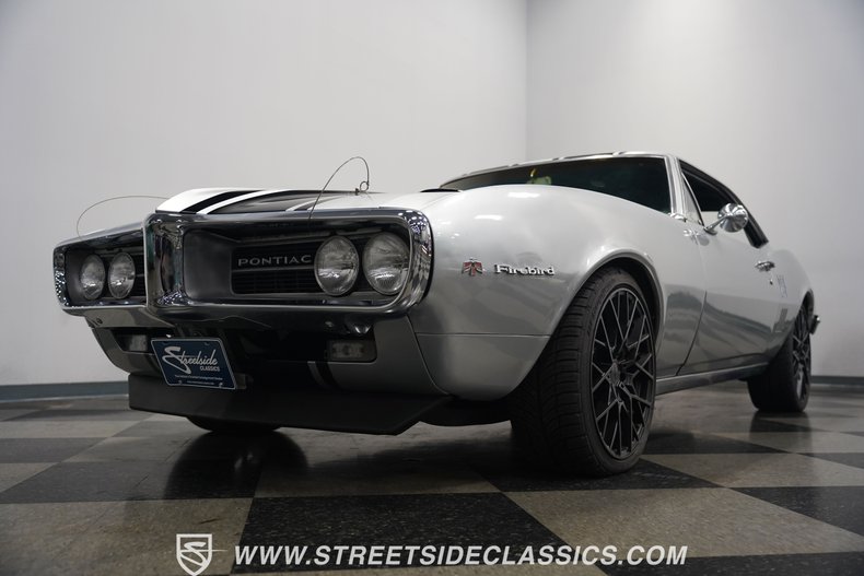 1967 Pontiac Firebird  23