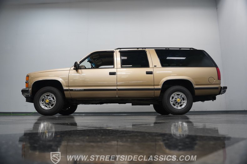 For Sale 1999 Chevrolet Suburban Stock# 5545-NSH Fullscreen Grid Image 87