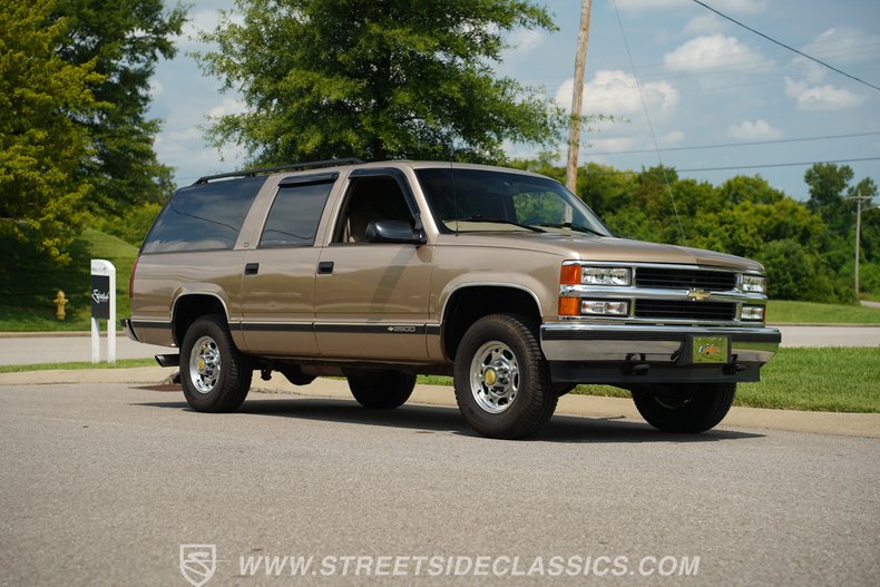 For Sale 1999 Chevrolet Suburban Stock# 5545-NSH Fullscreen Grid Image 85