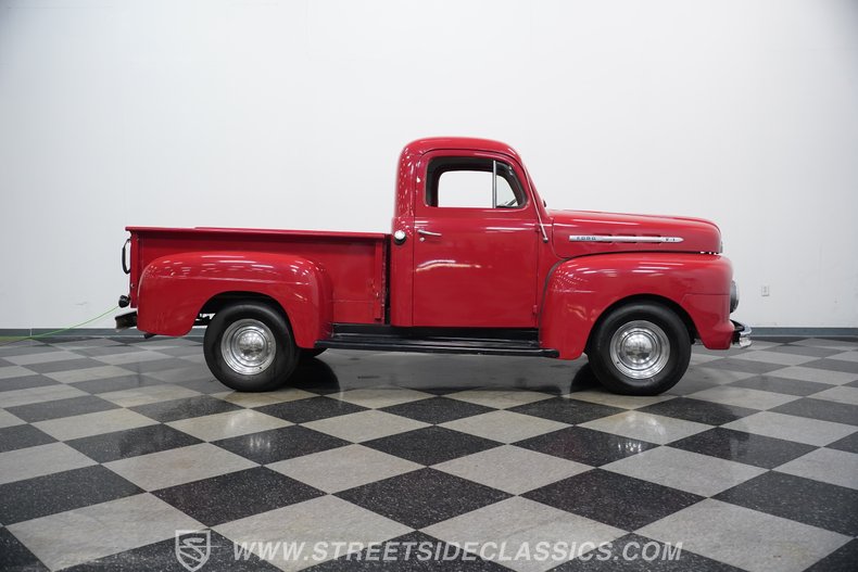 1951 Ford F-1 14