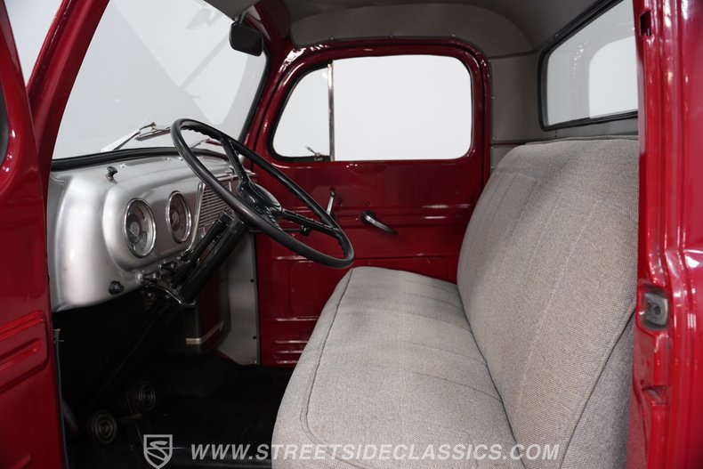 1951 Ford F-1 37