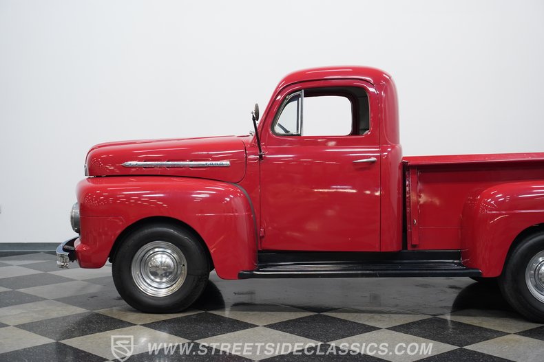 1951 Ford F-1 22