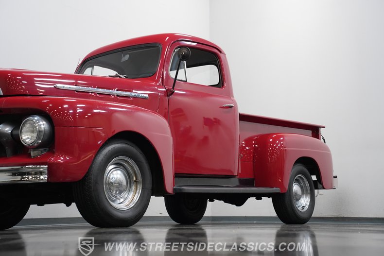 1951 Ford F-1 21