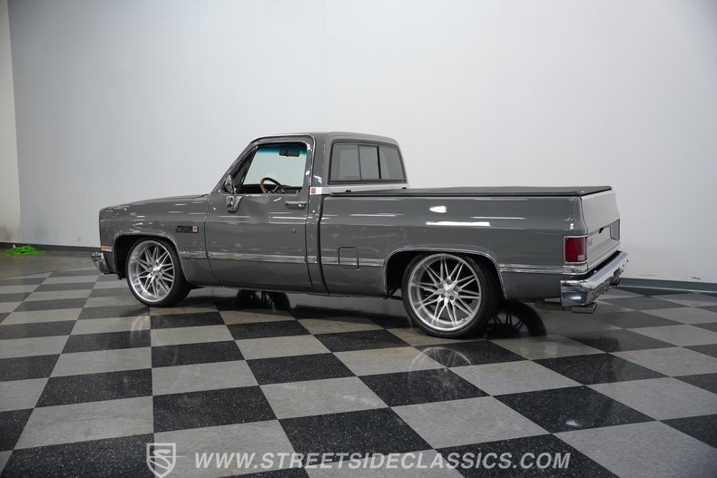 1983 GMC C1500 9