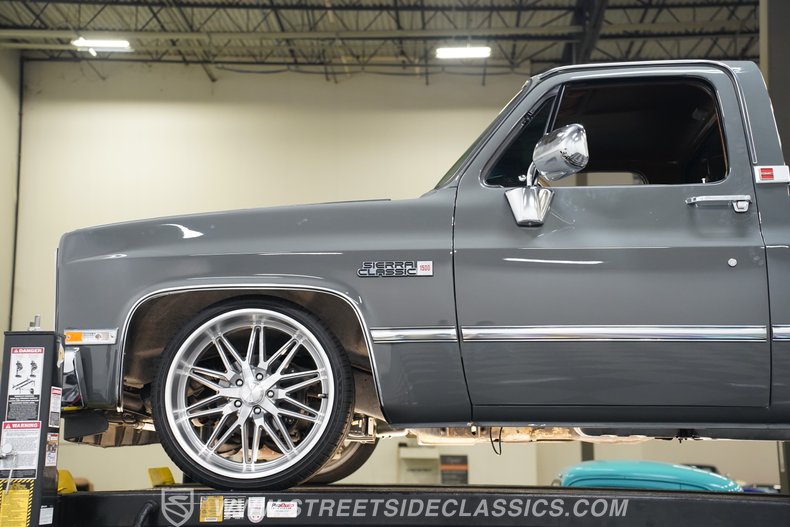 1983 GMC C1500 70