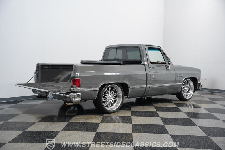 1983 GMC C1500 56