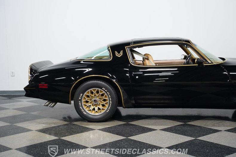 1977 Pontiac Firebird 28