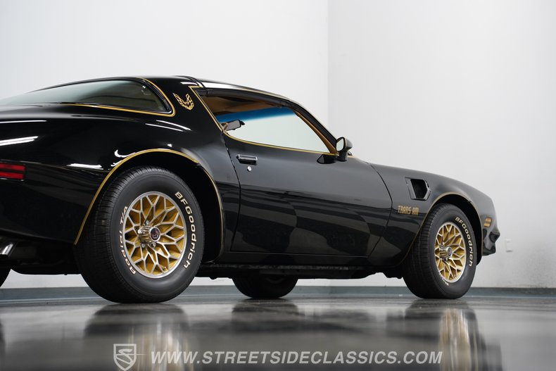 1977 Pontiac Firebird 27