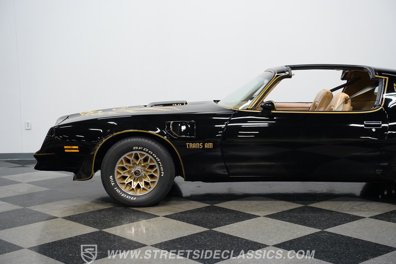 1977 Pontiac Firebird 22
