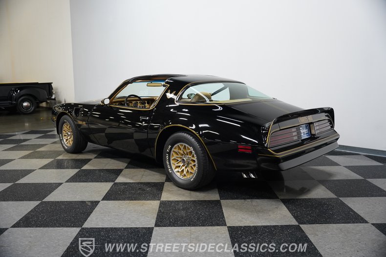1977 Pontiac Firebird 10