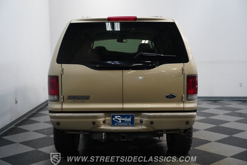 2005 Ford Excursion 24