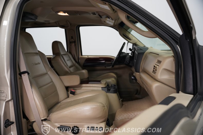 2005 Ford Excursion 59