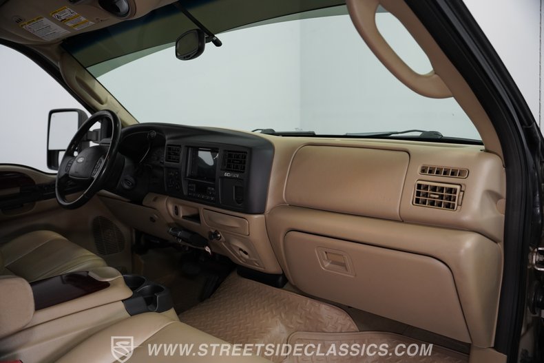 2005 Ford Excursion 60