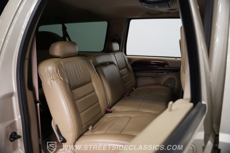 2005 Ford Excursion 55
