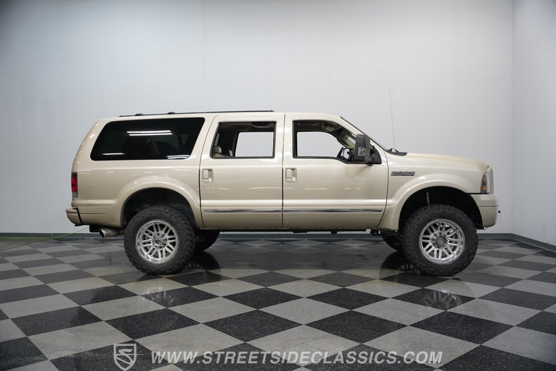 2005 Ford Excursion 14