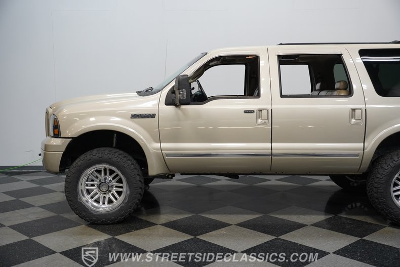 2005 Ford Excursion 22