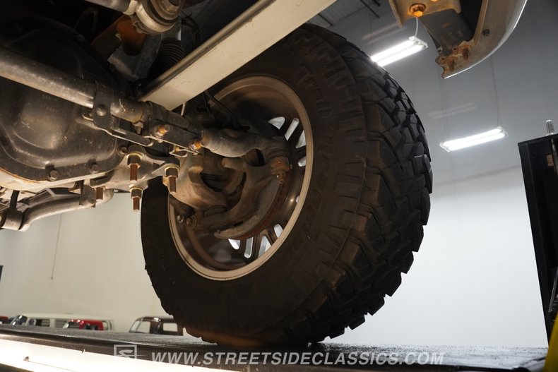 2005 Ford Excursion 74