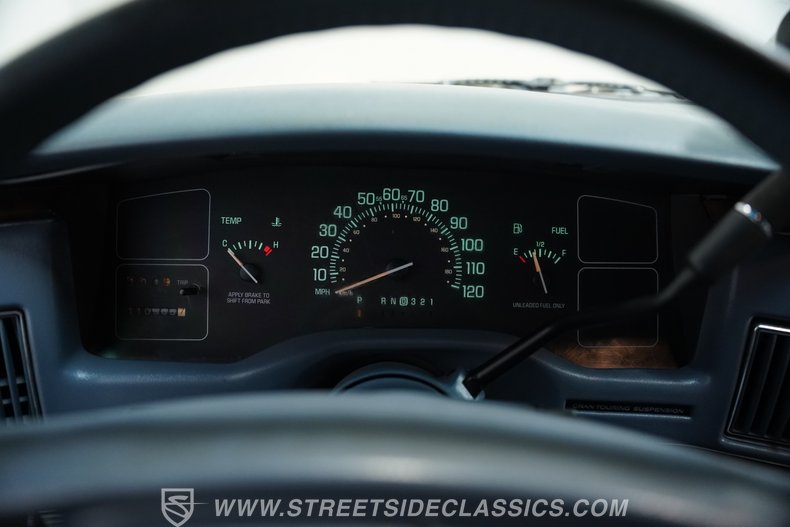 1996 Buick Roadmaster 39