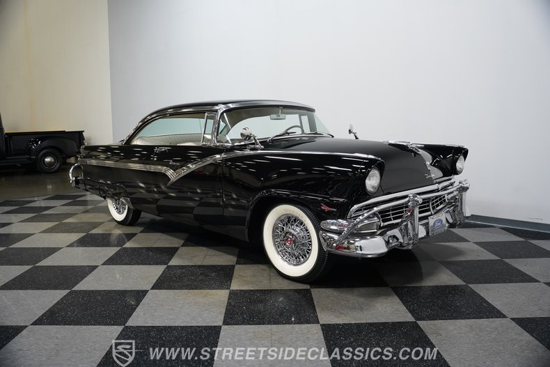 1956 Ford Victoria 16