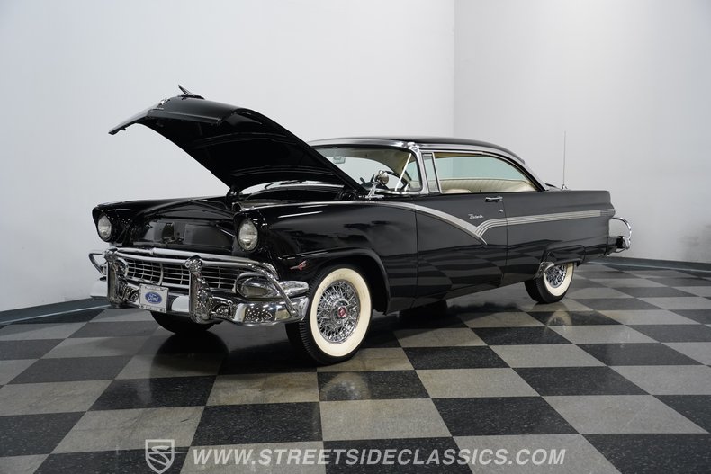 1956 Ford Victoria 30