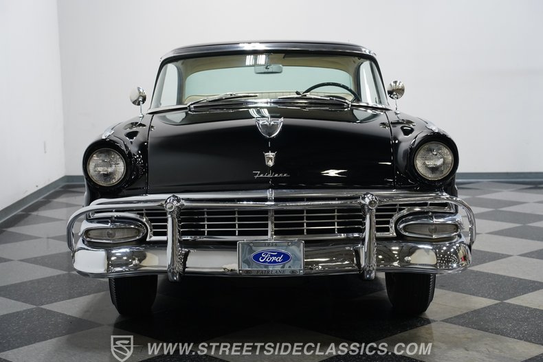 1956 Ford Victoria 17