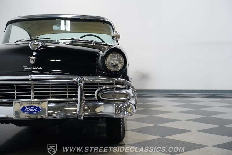 1956 Ford Victoria 19