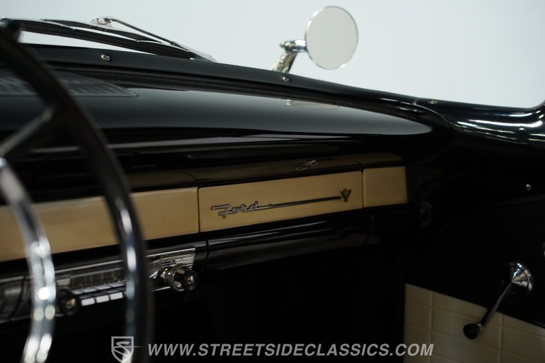 1956 Ford Victoria 44