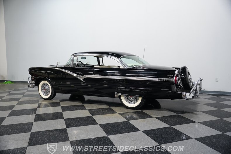 1956 Ford Victoria 9