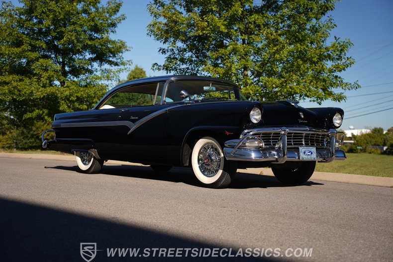 1956 Ford Victoria 73