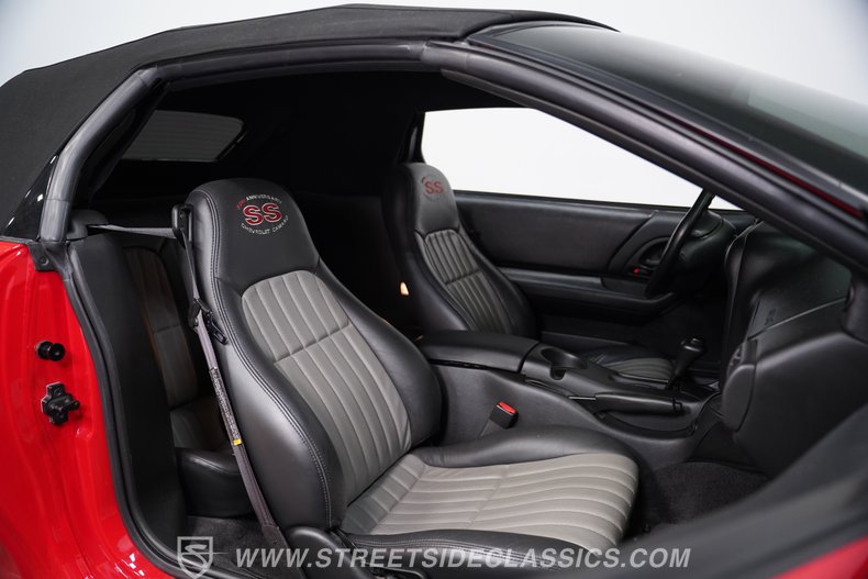 2002 Chevrolet Camaro 52