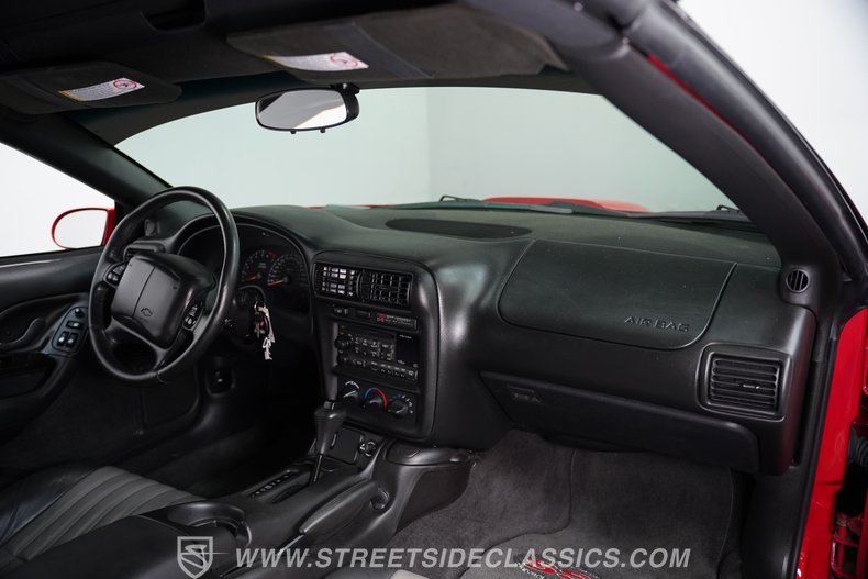 2002 Chevrolet Camaro 54
