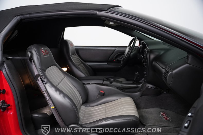 2002 Chevrolet Camaro 53