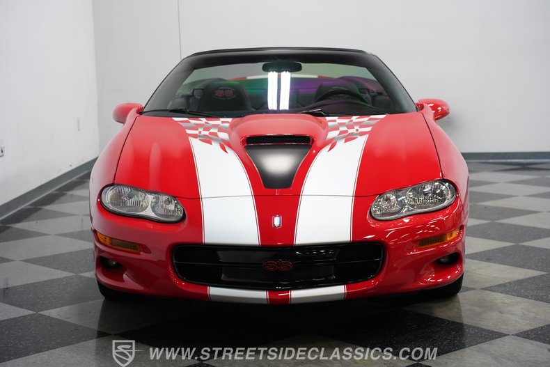 2002 Chevrolet Camaro 17