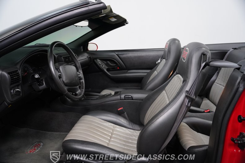 2002 Chevrolet Camaro 37