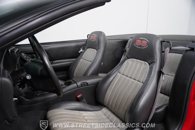 2002 Chevrolet Camaro 48