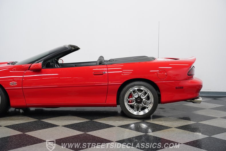 2002 Chevrolet Camaro 23