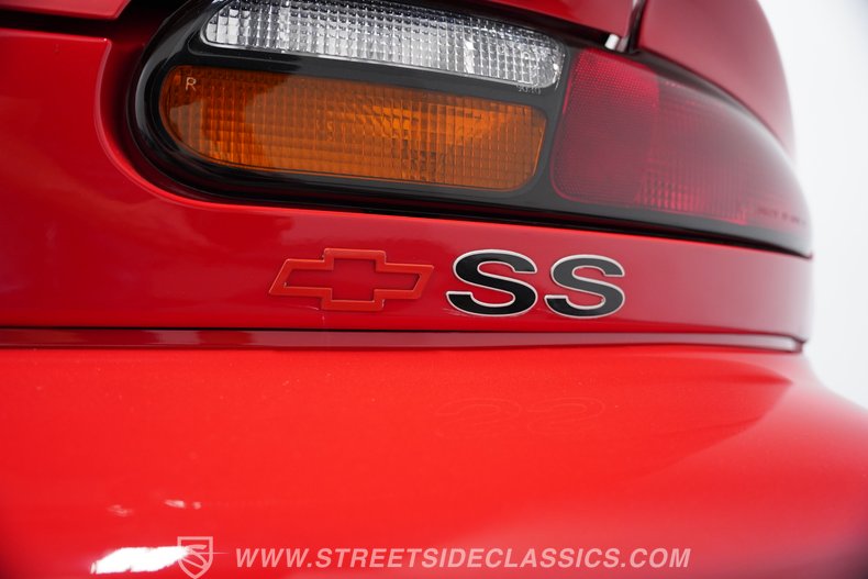 2002 Chevrolet Camaro 86