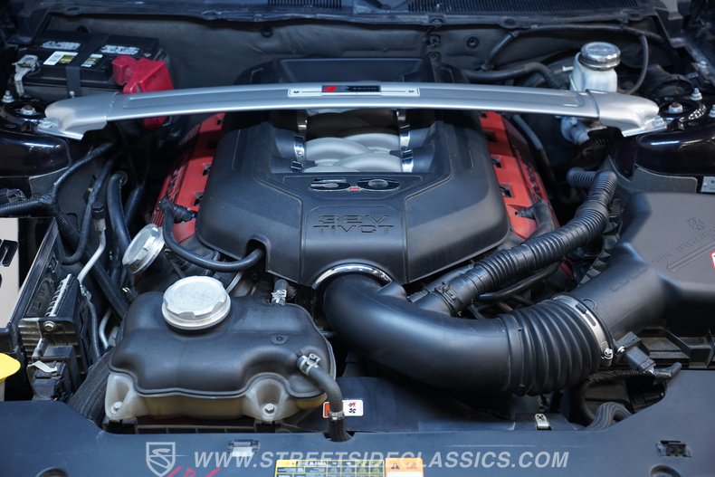 2012 Ford Mustang 33