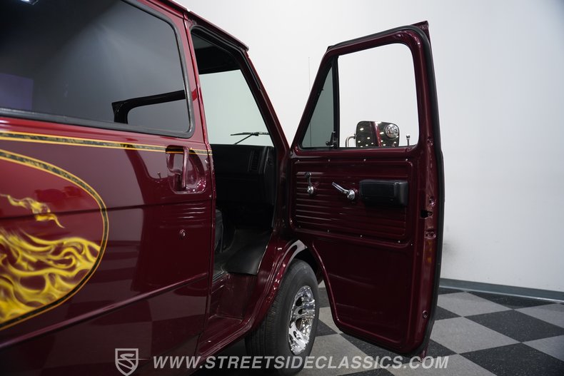 1995 Chevrolet G10 52