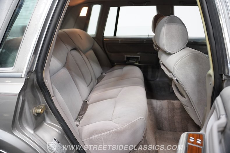 1988 Lincoln Town Car 51
