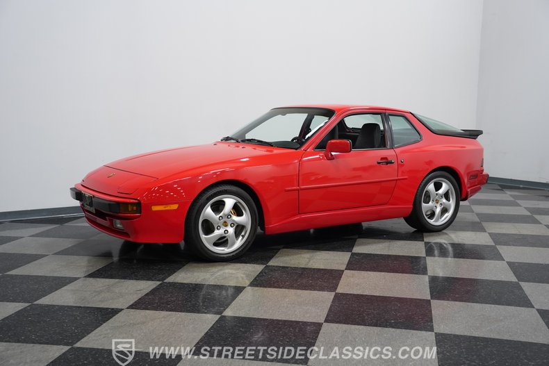 1987 Porsche 944 7