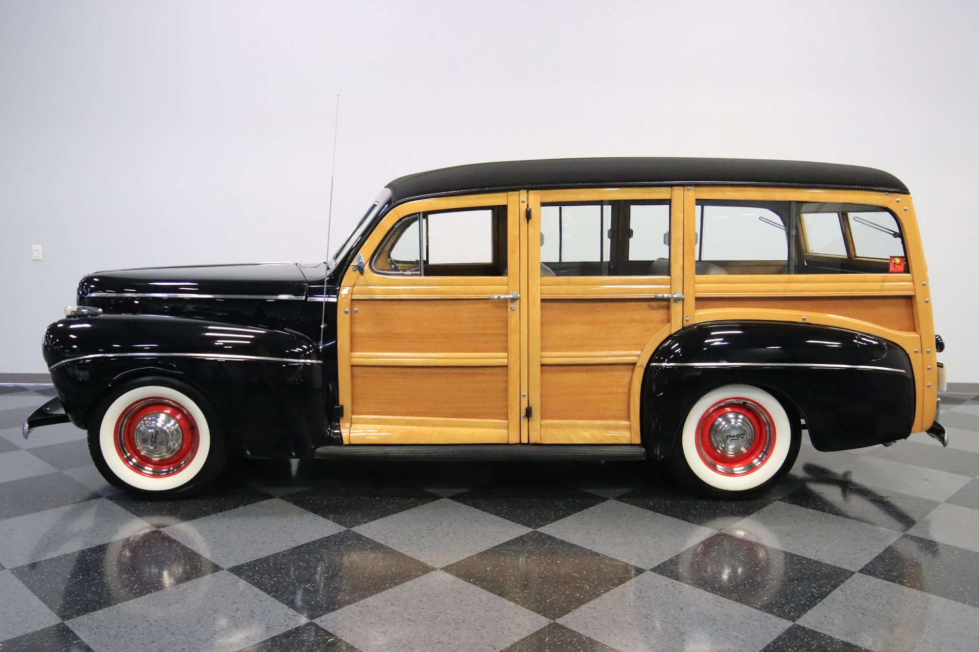 1941 ford super deluxe woody wagon