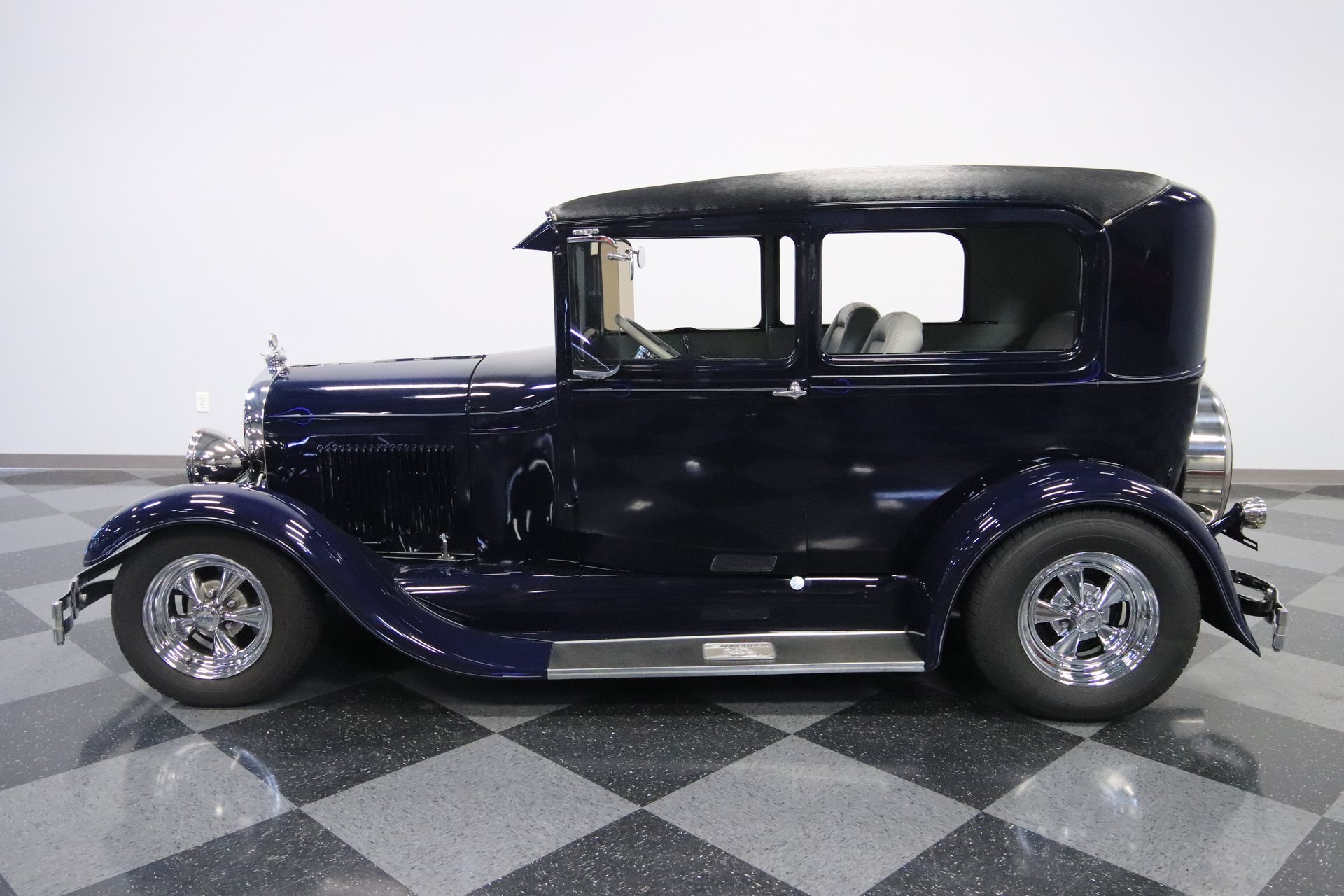 1928 ford model a 2 door sedan