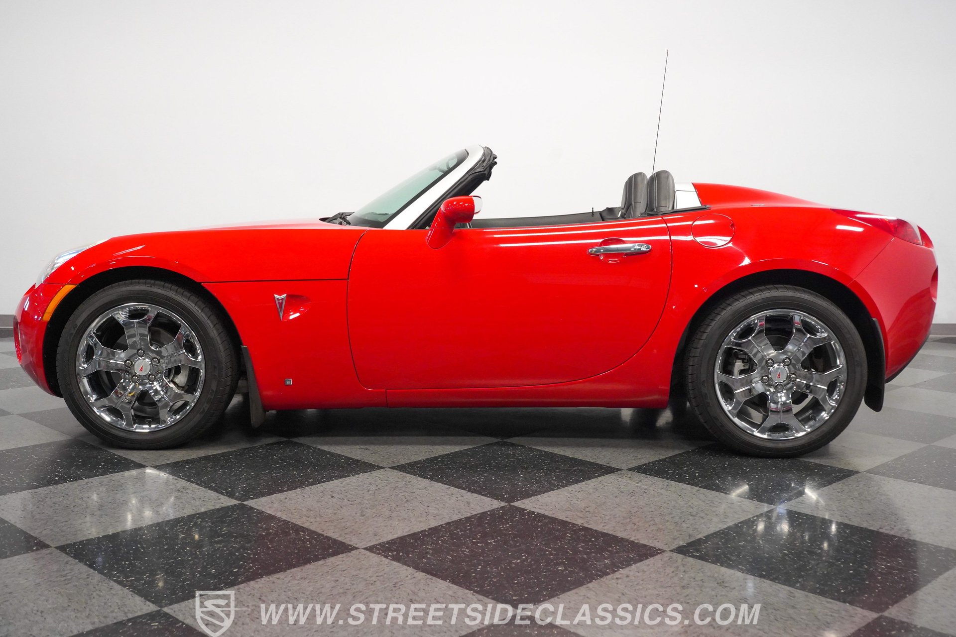 2006 Pontiac Solstice | Classic Cars for Sale - Streetside Classics