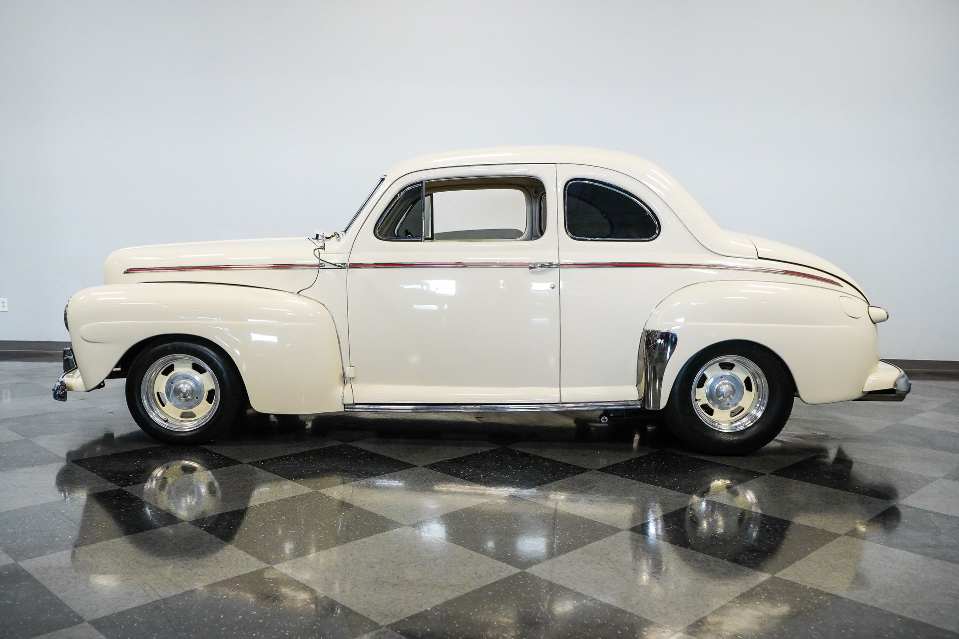 1946 Ford Deluxe | Classic Cars for Sale - Streetside Classics