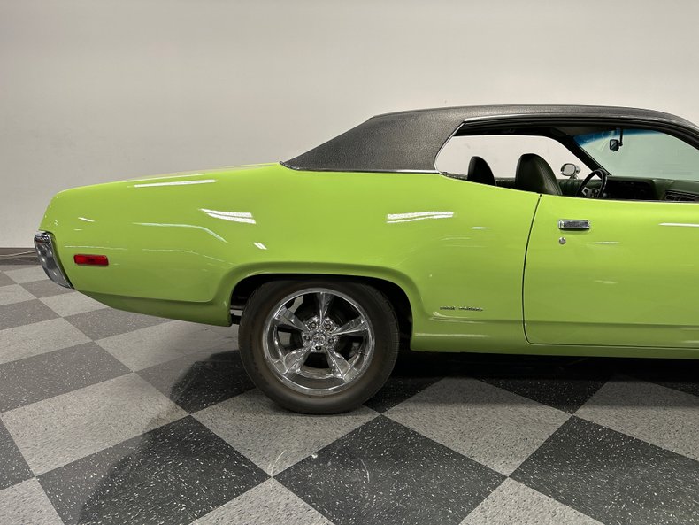 1972 Plymouth Road Runner 32