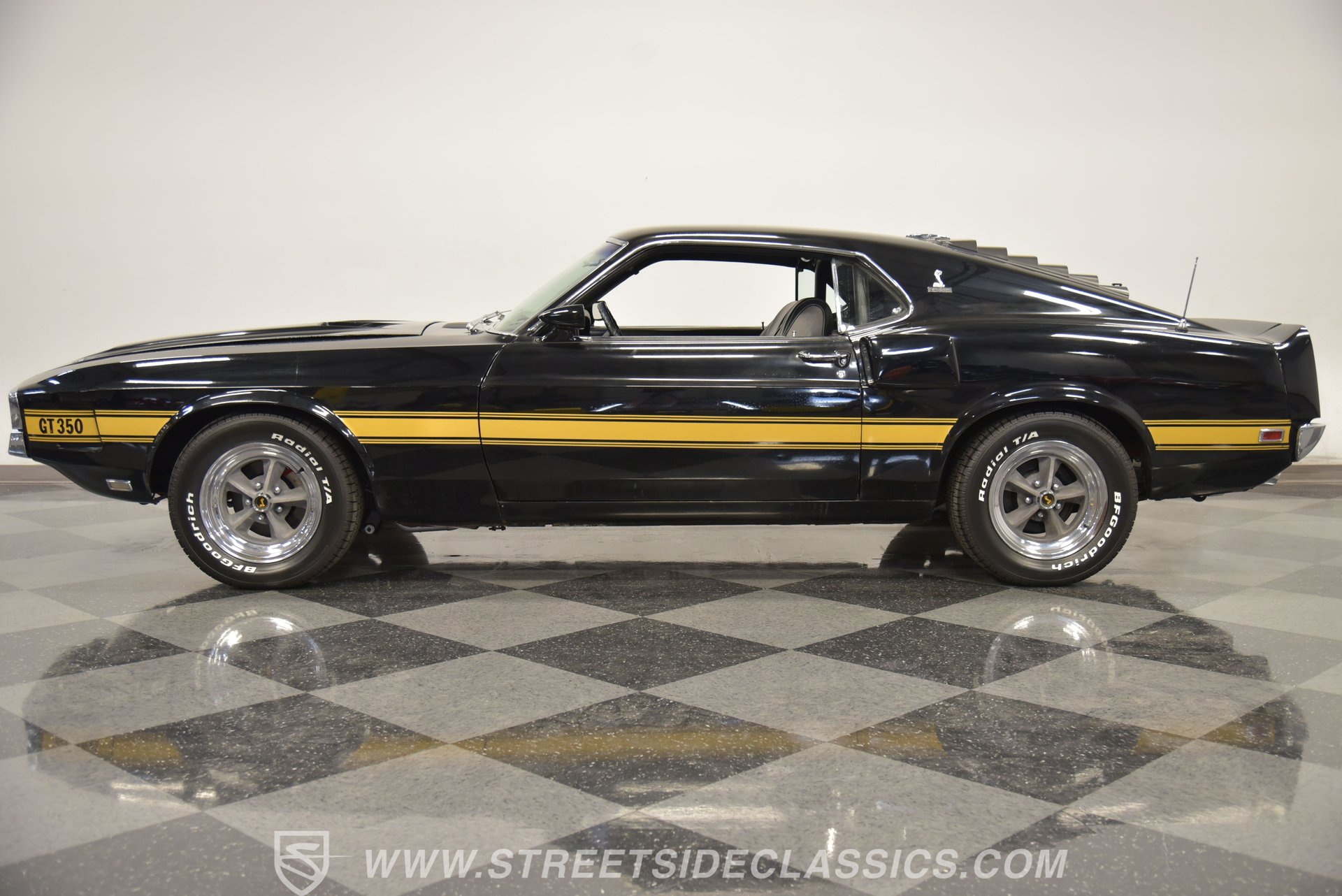 1969 shelby gt350 fastback
