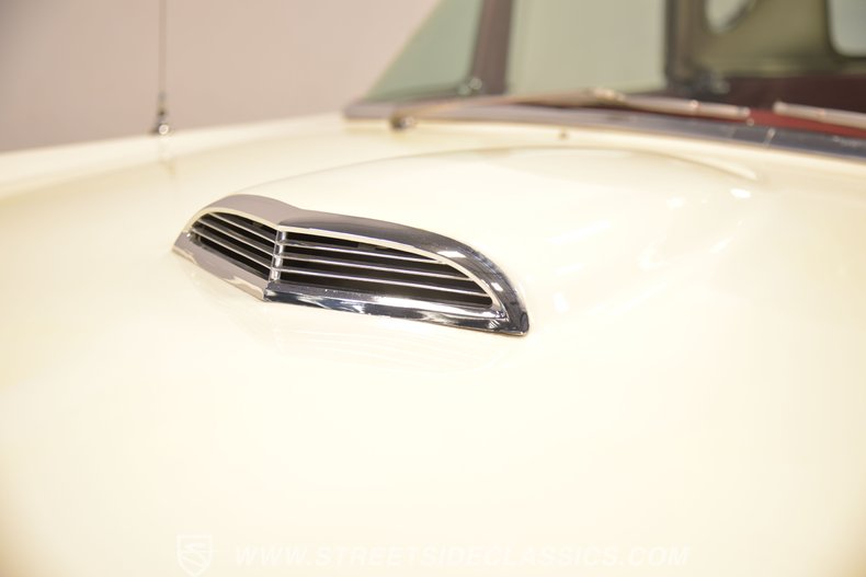 1957 Ford Thunderbird 67